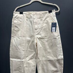 Universal Thread women’s off white barrels